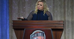 Holly Rowe – ESPN Contract, Net Worth, and Complete Career Analysis 